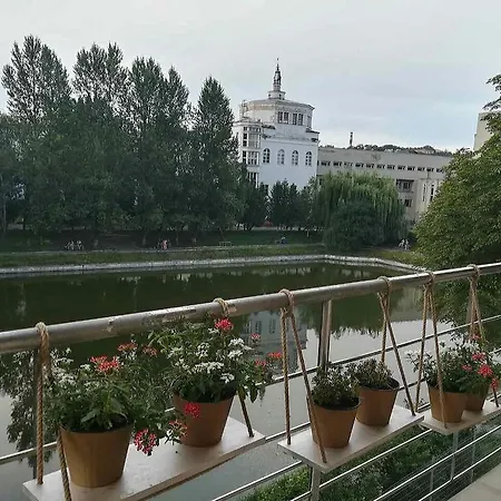 City Central Lviv Hostel Apartment *