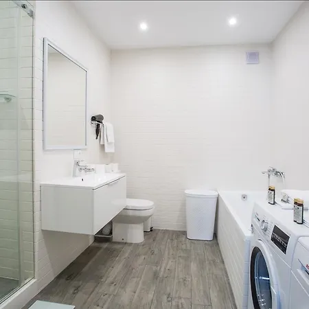 Apartment City Central Lviv Hostel